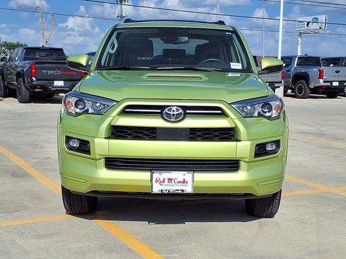 Used 2023 Toyota 4Runner TRD Sport AWD/4WD image 2