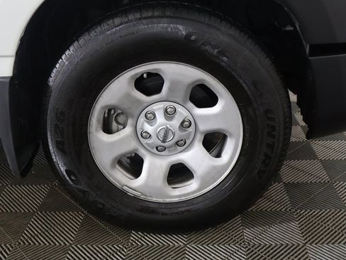 Used 2022 Nissan Titan S w/ S Utility Package image 18