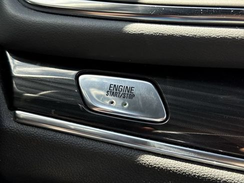 Certified 2023 Buick Enclave Essence AWD/4WD image 16