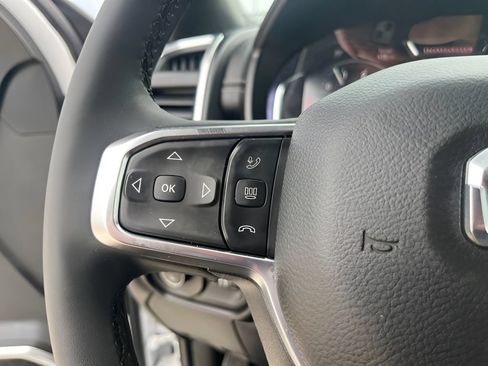 Used 2025 RAM 3500 Laramie AWD/4WD image 16