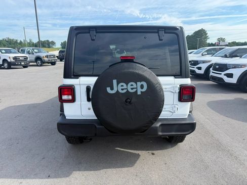 Used 2020 Jeep Wrangler Unlimited Sport S AWD/4WD image 5