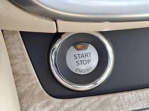 Used 2023 Nissan Murano SL image 20