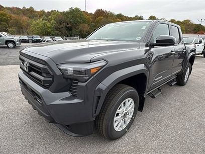 New 2025 Toyota Tacoma SR5