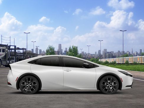 New 2026 Toyota Prius XLE FWD image 14