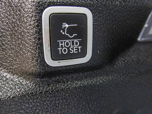 Used 2021 Jeep Grand Cherokee L Limited image 43