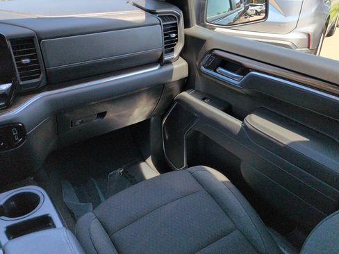 Used 2026 Chevrolet Silverado 1500 LT AWD/4WD image 17