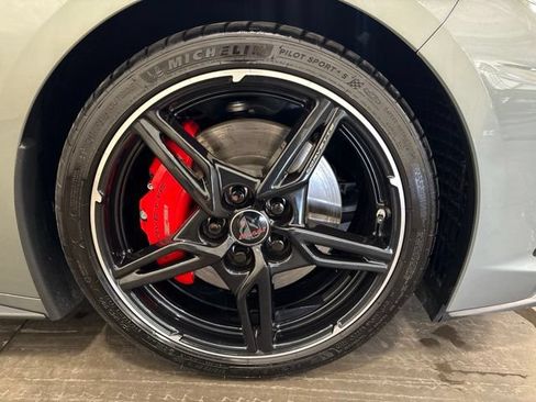 Used 2022 Chevrolet Corvette Stingray Preferred Conv w/ Z51 Performance Package RWD image 17