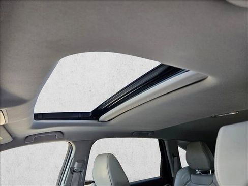 Used 2017 Acura MDX SH-AWD w/ Technology Package image 13