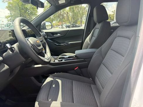 New 2027 Chevrolet Equinox LT FWD image 19