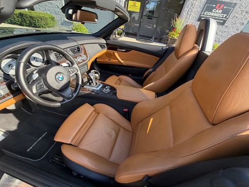 Used 2011 BMW Z4 sDrive35is RWD image 21