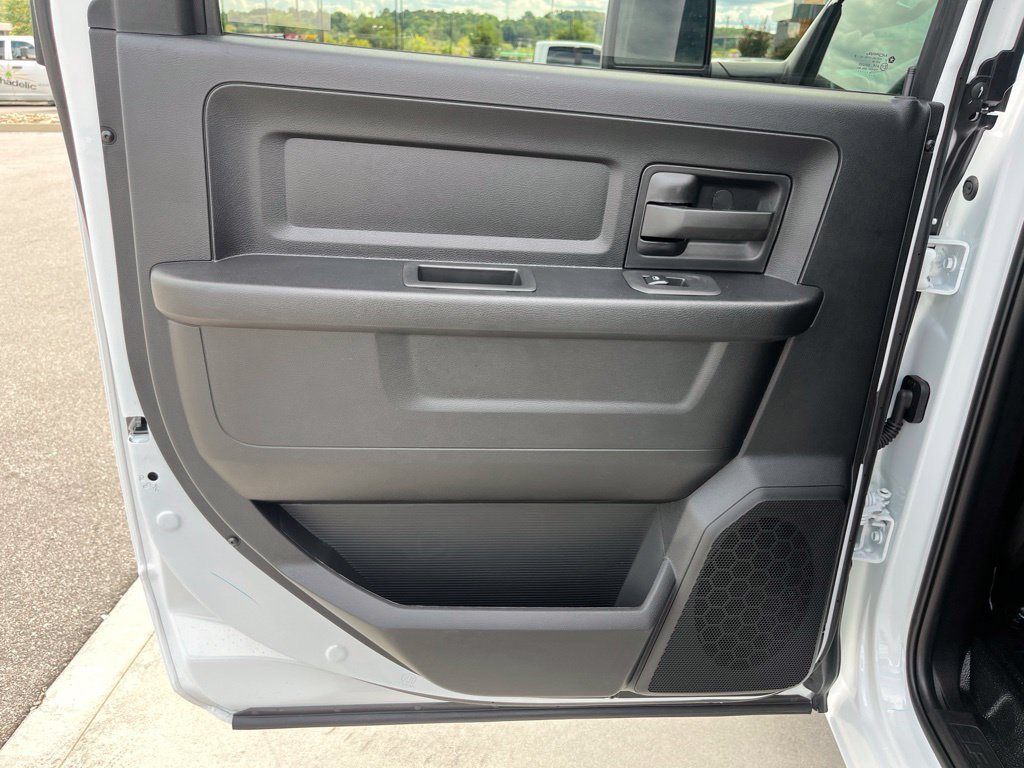 New 2027 RAM 5500 Tradesman AWD/4WD image 16