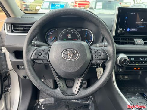 Certified 2025 Toyota RAV4 LE AWD/4WD image 21