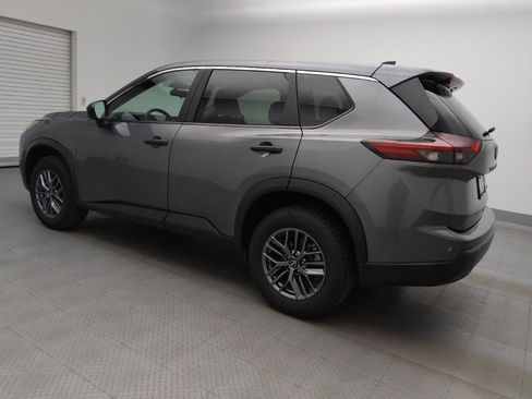 Used 2024 Nissan Rogue S AWD/4WD image 3