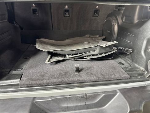 Used 2023 Jeep Wrangler Unlimited Sahara w/ Cold Weather Group image 26