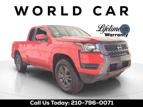 Used 2025 Nissan Frontier SV RWD image 1