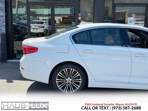 Used 2019 BMW 530i xDrive w/ Convenience Package AWD/4WD image 13