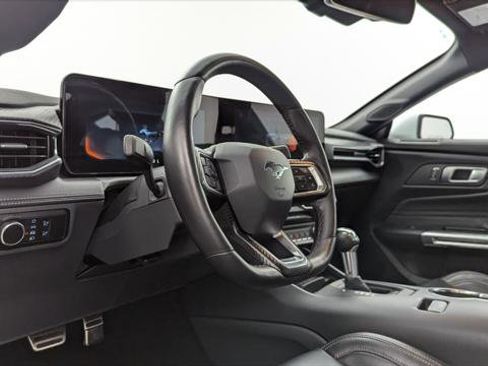Used 2024 Ford Mustang Premium image 22
