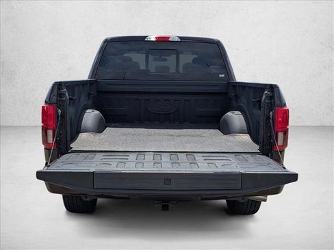 Used 2018 Ford F150 Lariat image 6