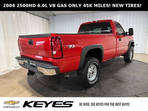 Used 2004 Chevrolet Silverado 2500 W/T w/ Snow Plow Prep Package image 9