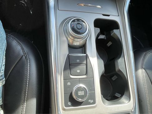 Used 2023 Ford Explorer Limited w/ Equipment Group 301A image 17