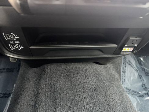 Used 2024 RAM 2500 Laramie w/ Safety Group image 24