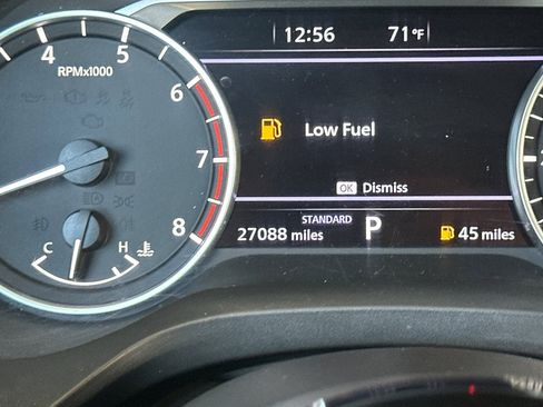Used 2023 Nissan Rogue SV FWD image 25