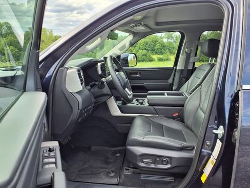 Used 2024 Toyota Tundra Limited AWD/4WD image 42
