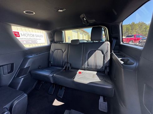 Used 2022 Ford Expedition Platinum AWD/4WD image 40