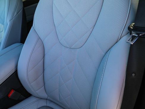 Used 2024 BMW X5 sDrive40i w/ Parking Assistance Package RWD image 24
