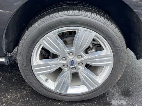 Used 2024 Ford Expedition Platinum AWD/4WD image 51