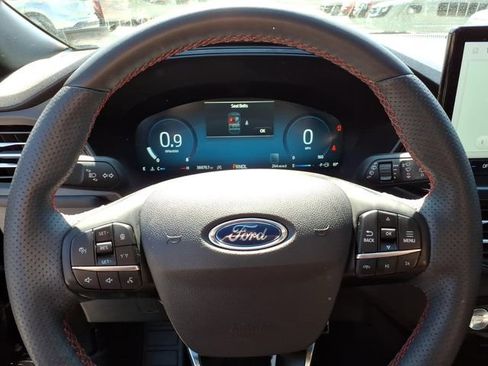 Certified 2023 Ford Escape ST-Line Select AWD/4WD image 22