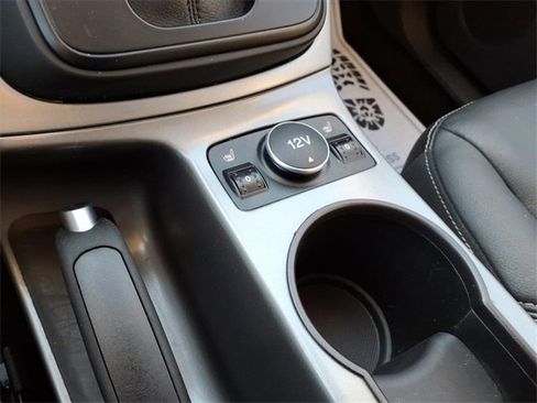 Used 2015 Ford Escape SE w/ Equipment Group 201A image 23