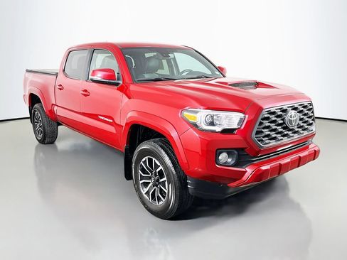 Used 2021 Toyota Tacoma TRD Sport AWD/4WD image 4