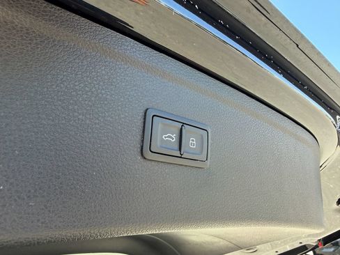Used 2024 Audi Q5 2.0T Premium Plus AWD/4WD image 29