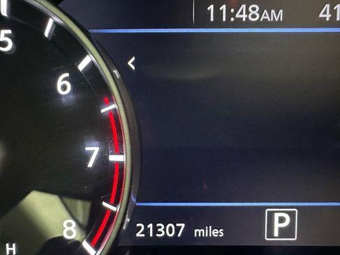 Used 2025 Nissan Sentra SV image 24