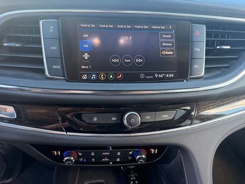 Used 2021 Buick Enclave Avenir w/ Avenir Technology Package AWD/4WD image 16