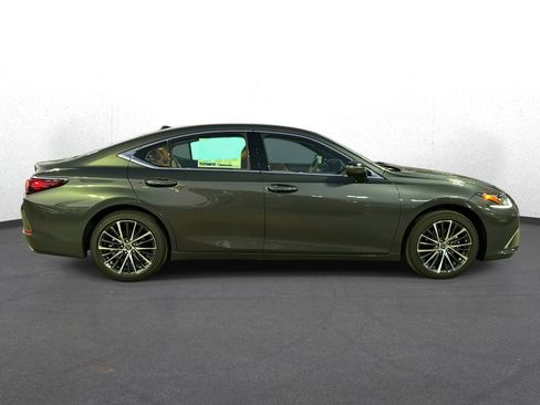 New 2025 Lexus ES 350 w/ Premium Package image 2