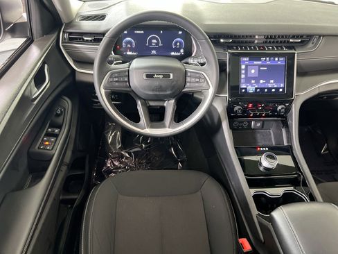 Used 2023 Jeep Grand Cherokee L Laredo w/ Luxury Tech Group I image 22