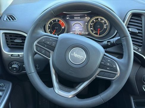 Used 2022 Jeep Cherokee Latitude Lux w/ Sun & Sound Group image 14