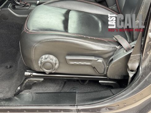 Used 2021 Jeep Wrangler Unlimited Rubicon image 17