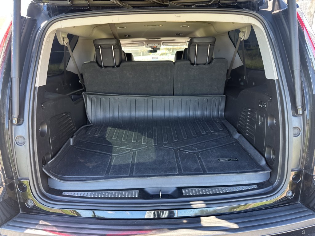 Used 2020 Cadillac Escalade ESV Luxury RWD image 21