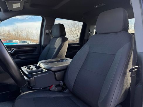 Used 2024 Chevrolet Silverado 3500 LT image 13