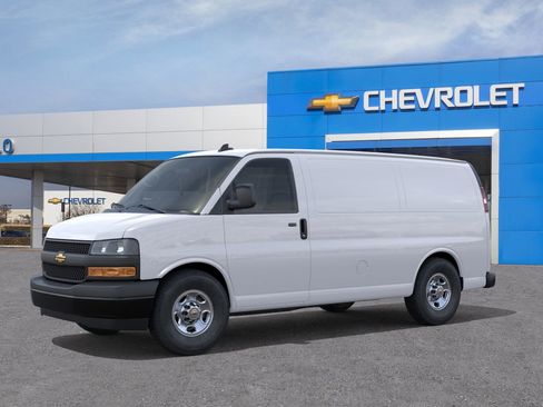 New 2025 Chevrolet Express 3500 w/ Driver Convenience Package image 2