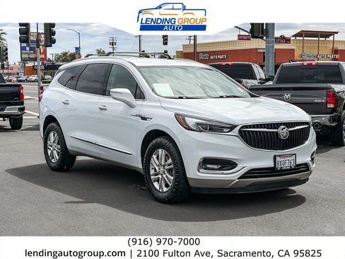 Used 2020 Buick Enclave Essence FWD image 5
