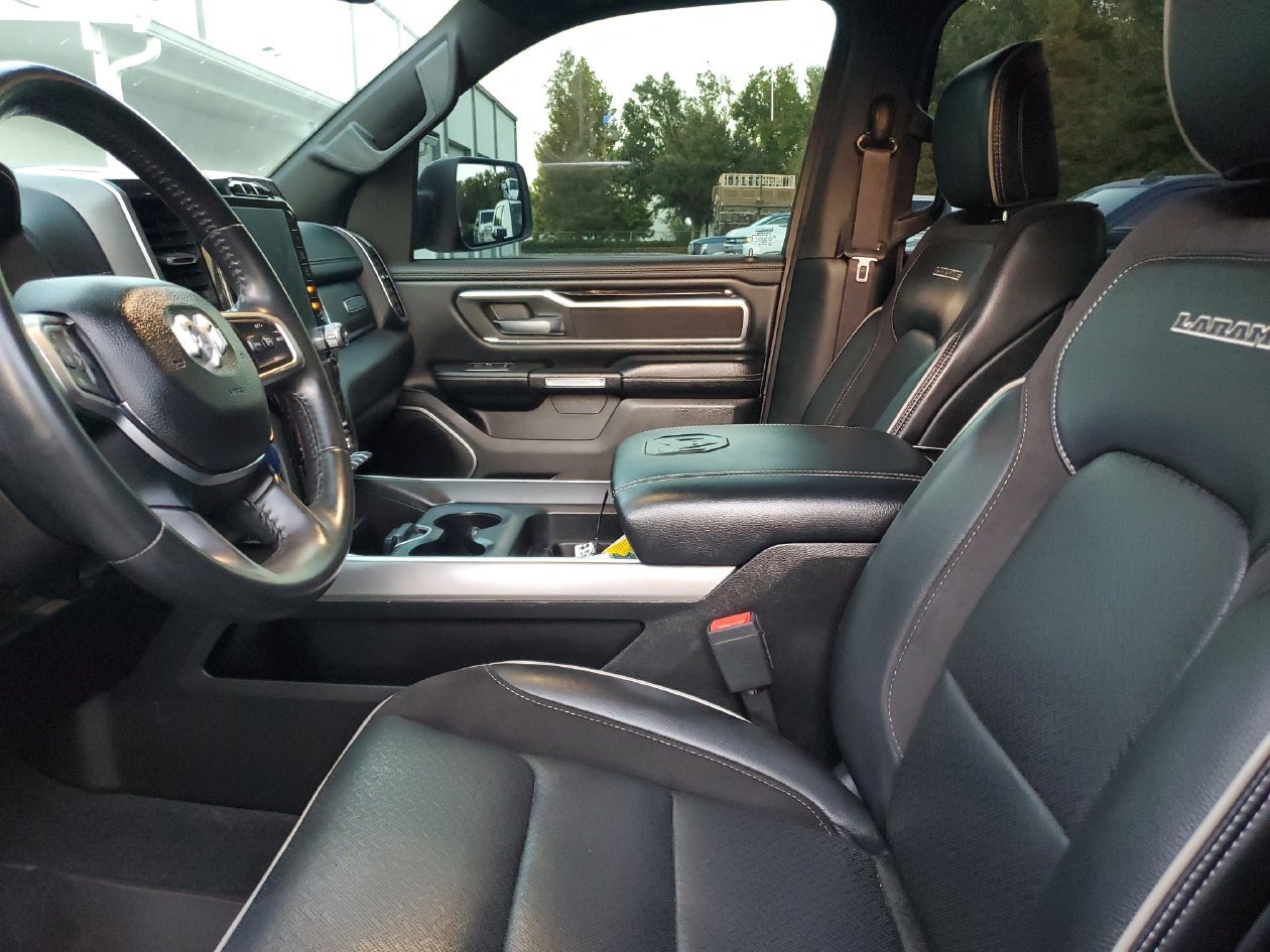 Used 2021 RAM 1500 Laramie w/ Sport Appearance Package AWD/4WD image 19
