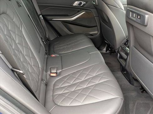 Used 2023 BMW X5 xDrive40i w/ Parking Assistance Package image 21