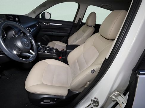 Used 2019 MAZDA CX-5 Touring FWD image 11