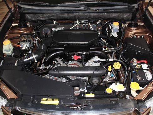 Used 2011 Subaru Outback 2.5i Premium image 13