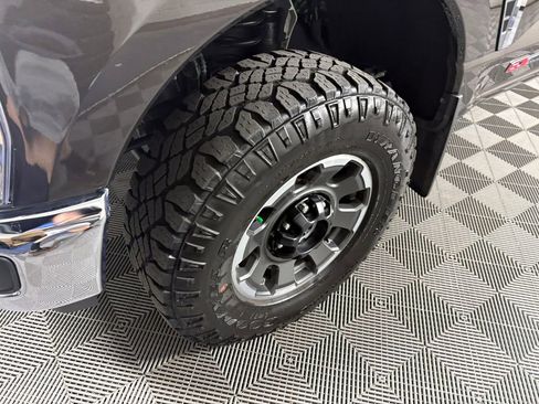 Certified 2024 Ford F250 Lariat w/ Tremor Off-Road Package image 10