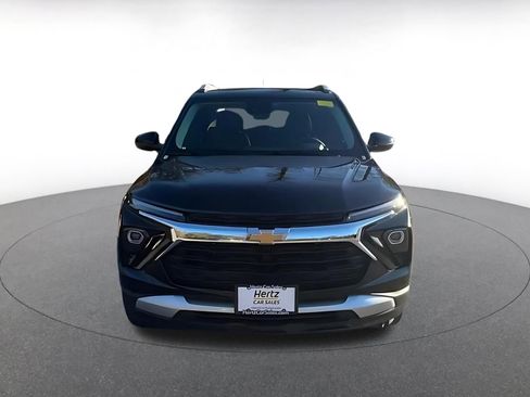 Used 2025 Chevrolet TrailBlazer LT image 4
